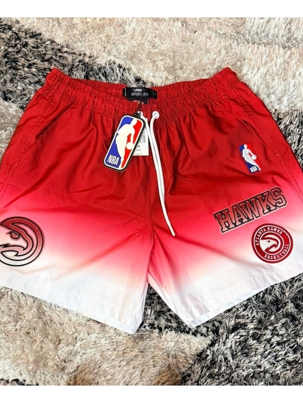 Pro Standard NBA Atlanta Hawks Red White Ombre Swim Trunks Men’s Medium NWT